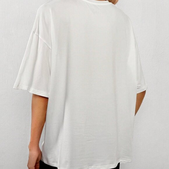 White Casual Women's Slogan & Figure Print Oversized Round Neck Short Sleeve T-S - Picture 2 of 6